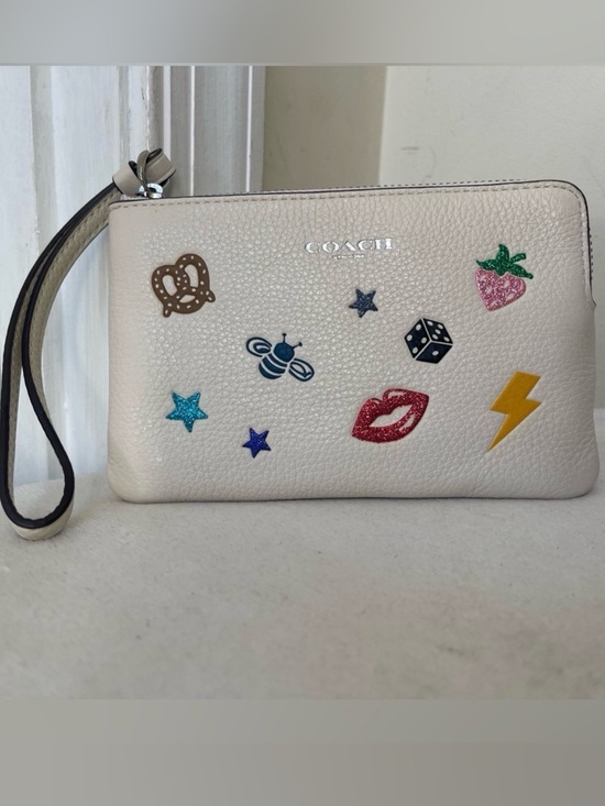Coach Handbags - COACH- NWOT! Cream Pebbled Leather Wristlet with Colorful Patch Accents